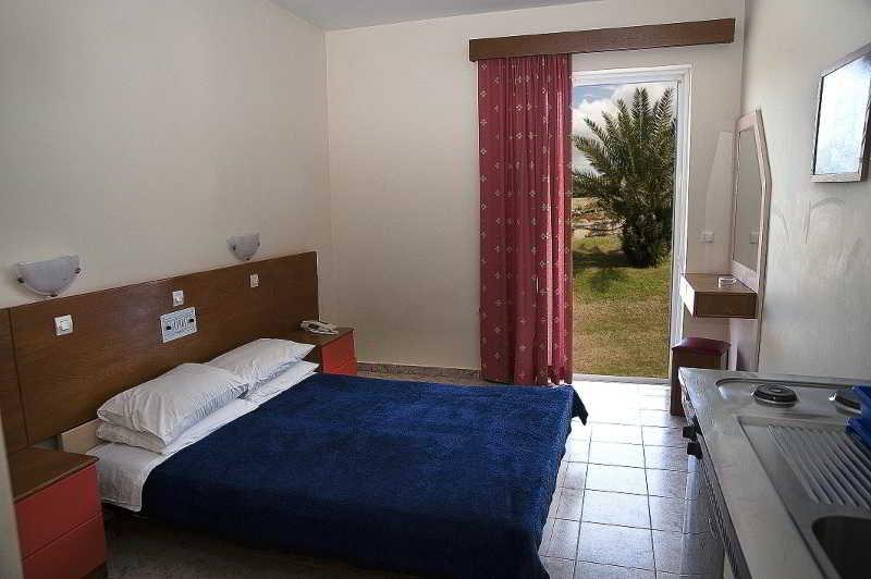 Akti Dimis Hotel Tigkaki  Luaran gambar